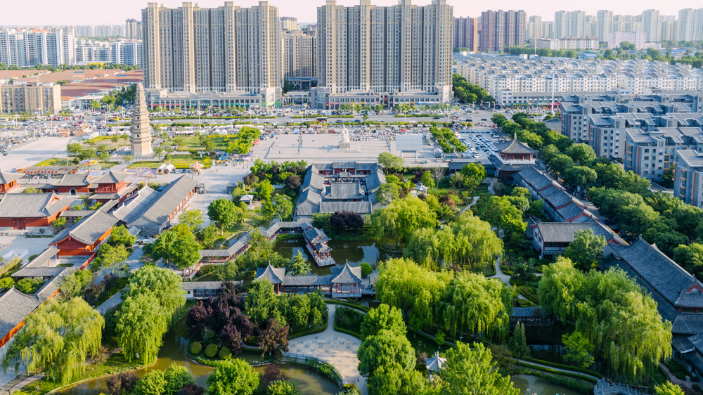 滑县-张国占13837222206《欧阳书院文化园》2025年5月拍摄于滑县，图为欧阳书院文化园全貌。